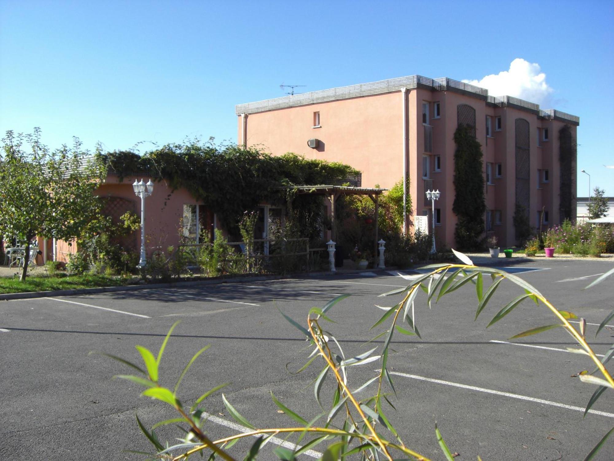 Hotel Au Sans Souci Chinon Exterior photo